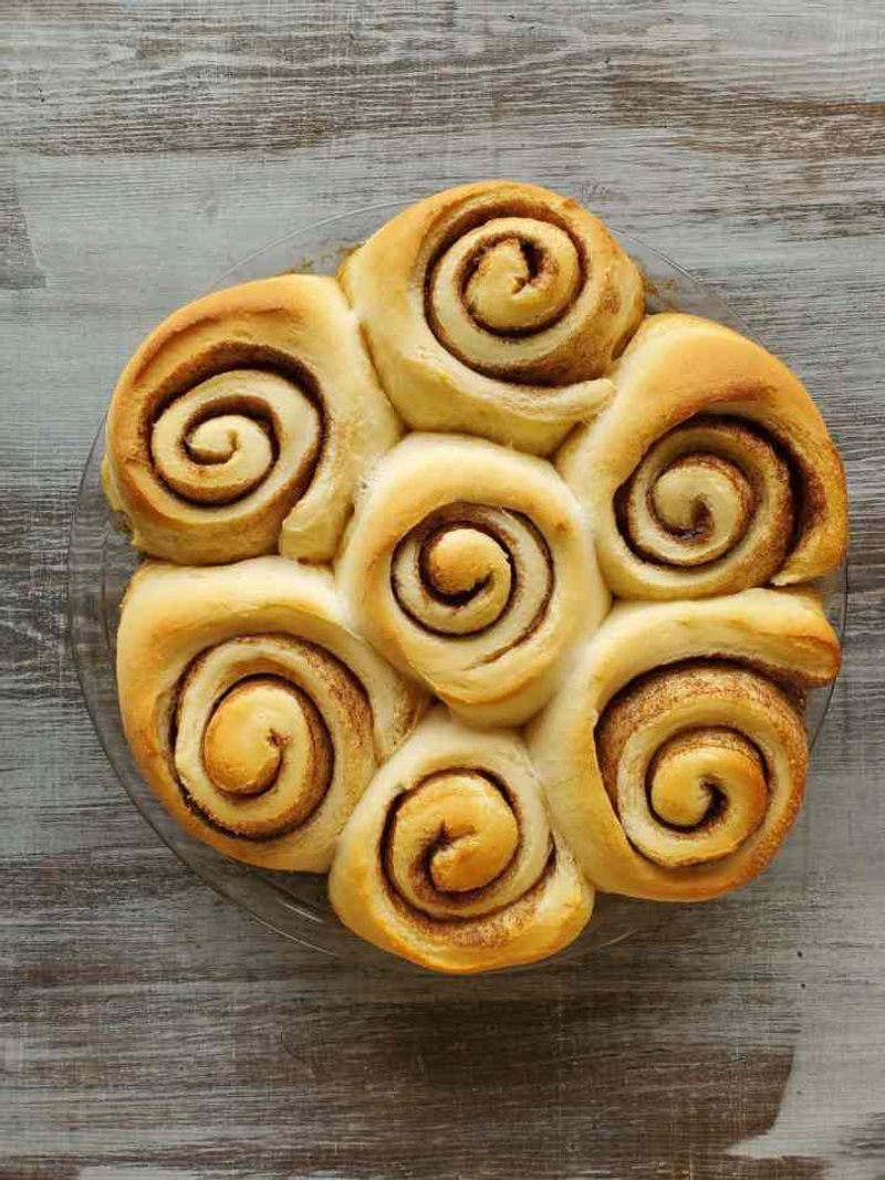 18 Heirloom Pennsylvania Recipes Bringing Tradition To Your Table - Decor Hint Pennsylvania Dutch Cinnamon Rolls