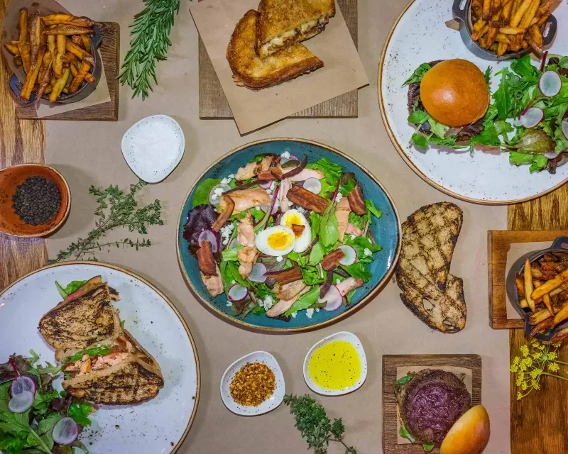 Good Food And Even Better Energy: Atlanta's Augie's Breakfast Bar Reviewed - Decor Hint Quick, Quality Service