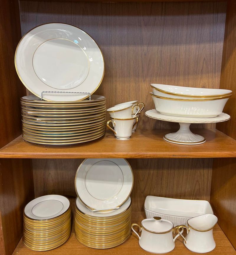 10 Vintage Dishware Patterns That Never Go Out Of Style In Ohio - Decor Hint Lenox Eternal