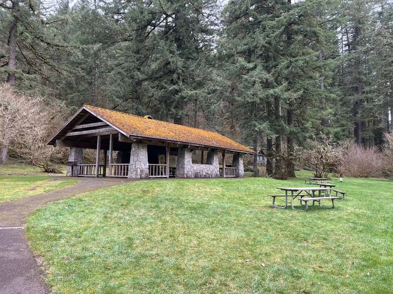 Picnic And Rest Areas For Visitors