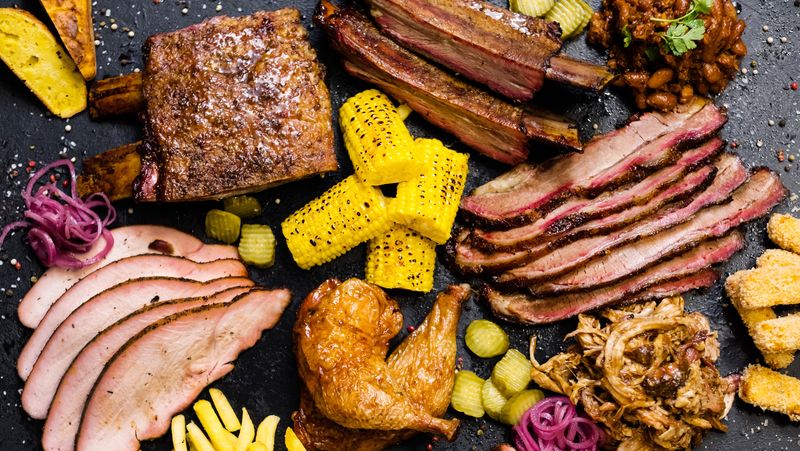 Big T's Bar-B-Q and Burgers