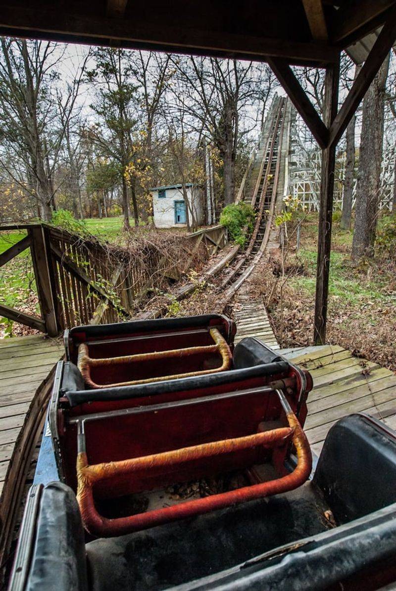 12 Abandoned Amusement Parks In New Jersey Frozen In Time - Decor Hint Williams Grove Amusement Park Remnants