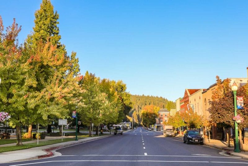 Discover California's Hidden County Before Fall's Foliage Fades - Decor Hint Quincy