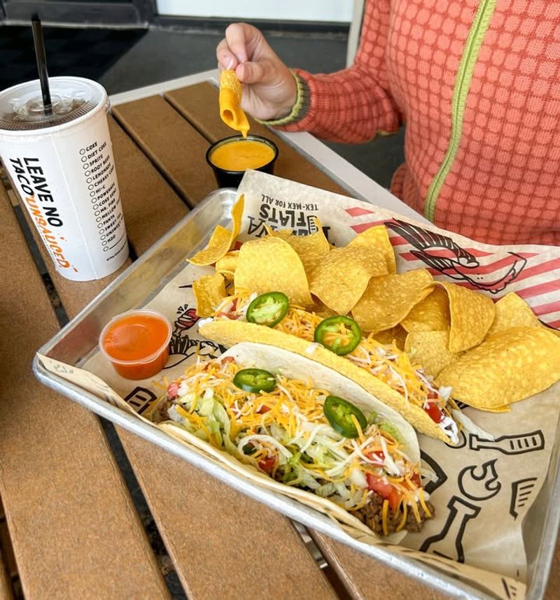 Tijuana Flats' Tijuana Trio