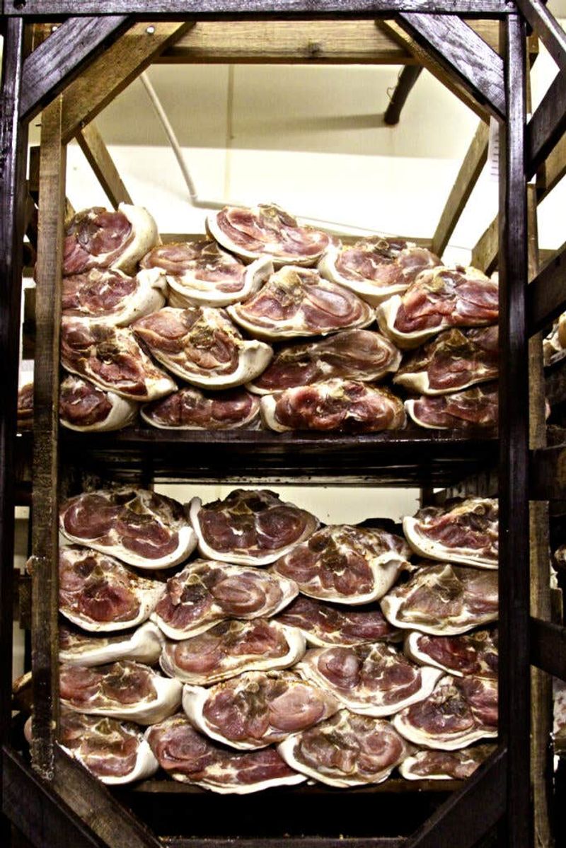 10 Tennessee Meat Markets That Keep Tradition On Every Counter - Decor Hint Benton's Smoky Mountain Country Hams in Madisonville