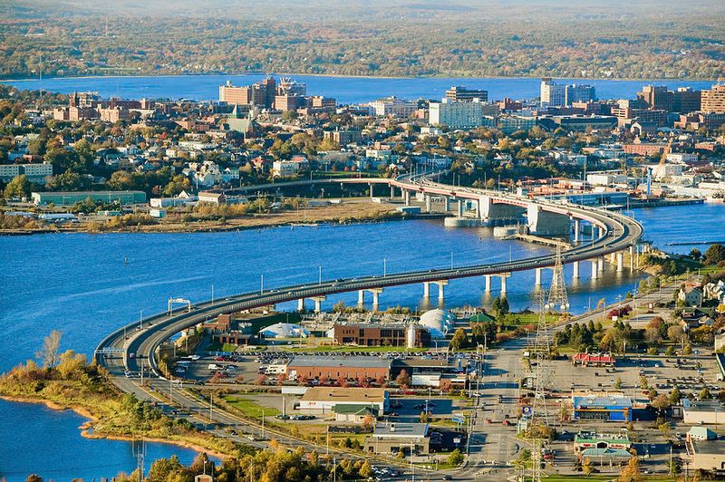 Portland's Perfect Balance Of City Energy And Natural Beauty