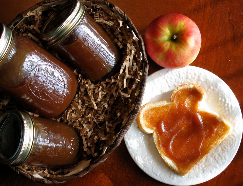 14 Oregon Family Recipes Passed Down And Perfected Through Time - Decor Hint Apple Butter
