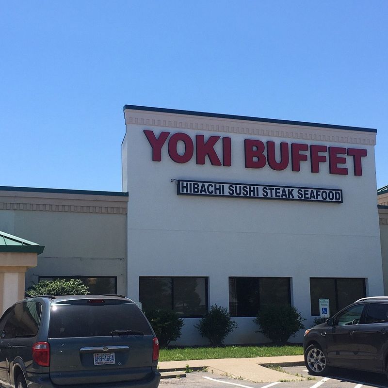 Kentucky's Most Talked-About Buffet Is So Good, People Drive Hours To Eat Here - Decor Hint Crowd, Wait Times & Best Visit Times