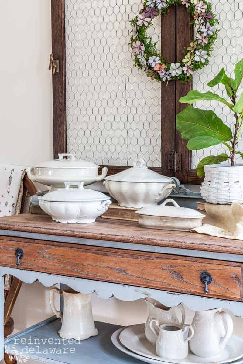 Tennessee Collectors Are Bringing Back These 13 Vintage Treasures - Decor Hint Ironstone Platters And Tureens