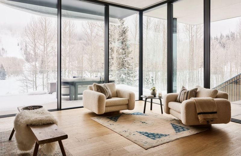 In Utah, Park City's New Benchmark Redefines Alpine Comfort - Decor Hint Indoor Outdoor Connection