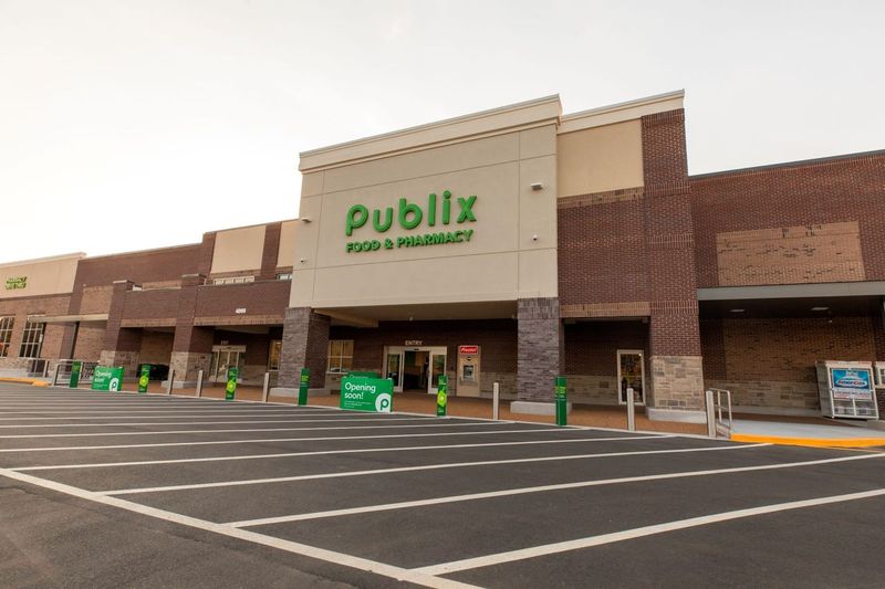 Why Georgia Seniors Still Choose Publix