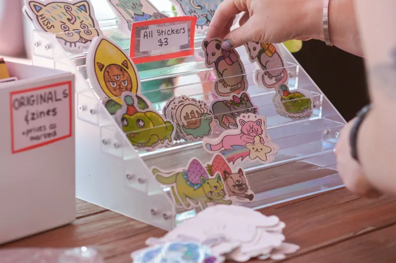 14 New York Craft Fairs Every Maker Should Visit At Least Once - Decor Hint Queens Craft Brigade - Queens