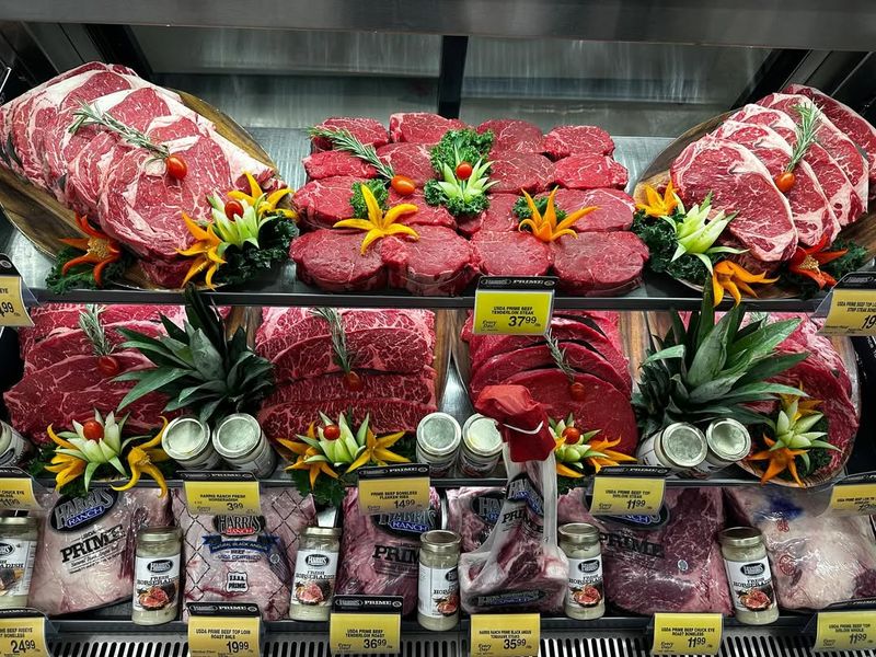 15 California Grocery Stores Known For Quality Meat And Farm-Fresh Cuts - Decor Hint Pavilions