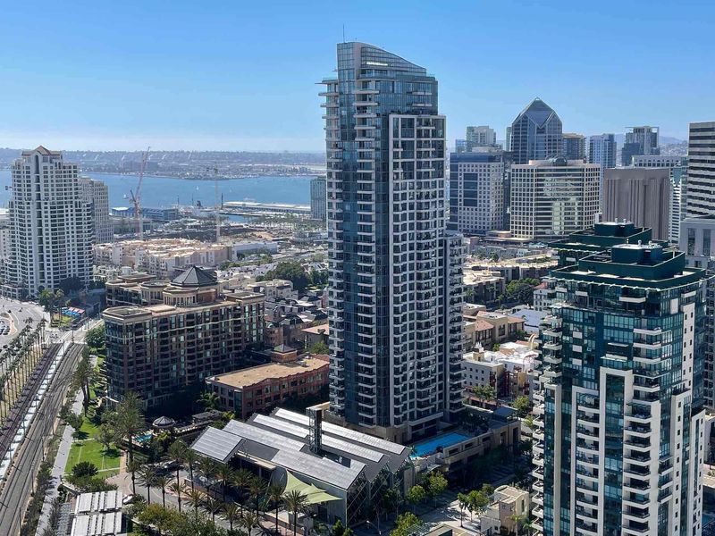Luxury High-Rise Condominiums