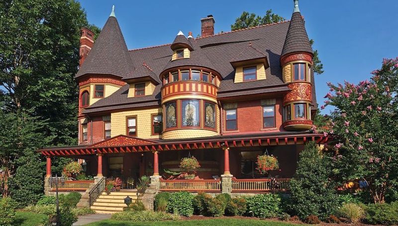 14 New Jersey Home Styles Forecasted To Fall By 2026 - While 8 Gain Ground - Decor Hint Victorian Homes