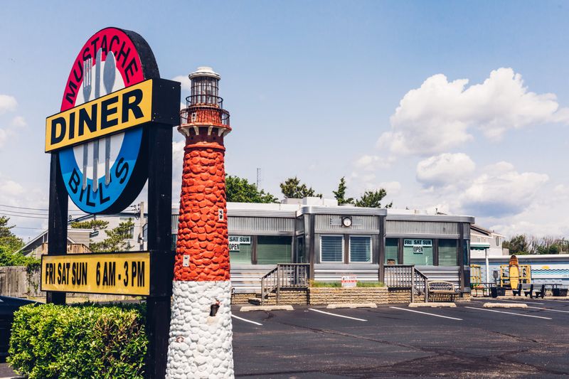11 New Jersey Chicken-Fried Steaks That Hit All The Right Homey Notes - Decor Hint Mustache Bill's Diner