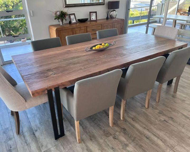 10 Oregon Willamette Valley Farm Tables That Make The Kitchen The Party - Decor Hint Chunky Leg Farmhouse Classic