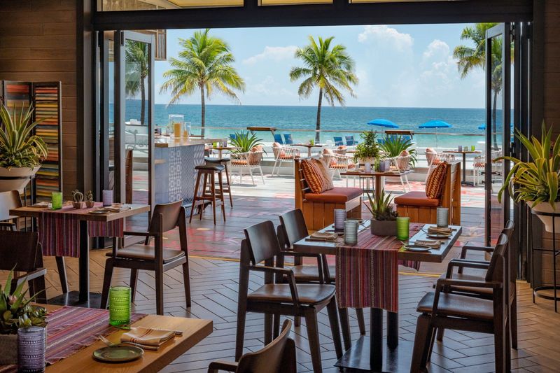 Lona Cocina Tequileria, Fort Lauderdale