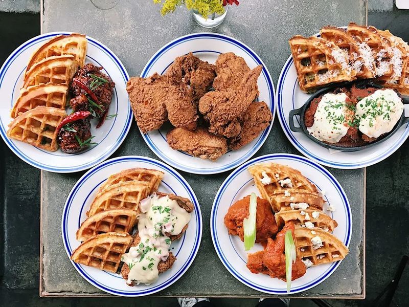 Southern Restaurants Worth Visiting In New York City - Decor Hint Sweet Chick