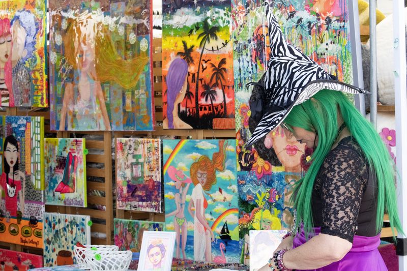 11 California Craft Fairs That Celebrate Local Artists And One Of A Kind Finds - Decor Hint Patchwork Show Long Beach
