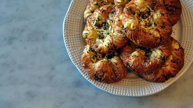 Where To Find The Best Croissants In Los Angeles - Decor Hint Proof Bakery