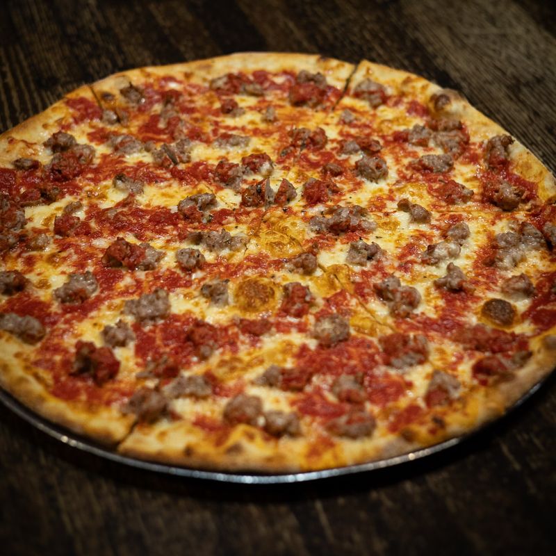 13 New Jersey Pizzerias Carrying On Their Family Pizza Legacy - Decor Hint Denino's Pizzeria & Tavern - Aberdeen