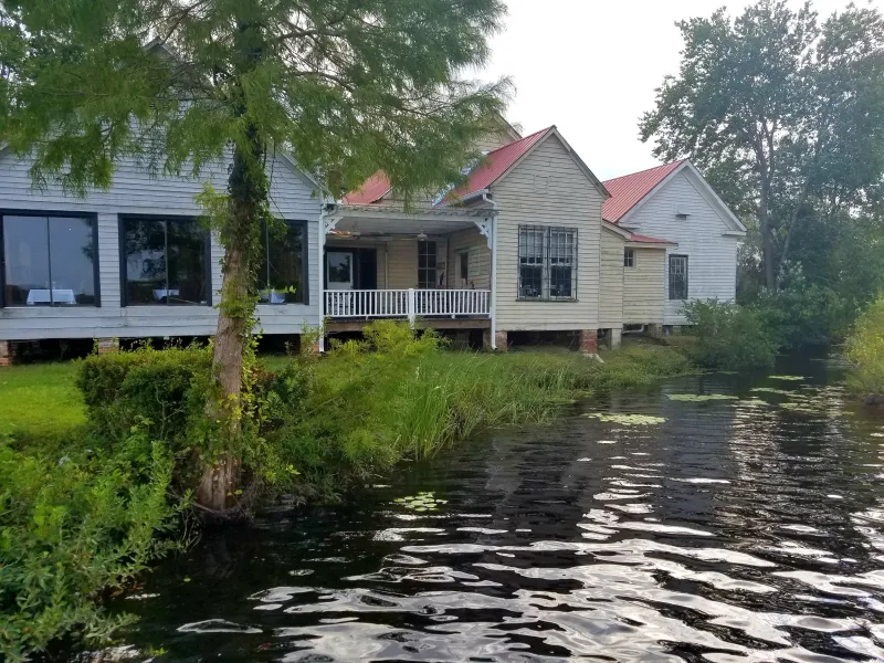 These South Carolina Eateries Are Off The Radar But Full Of Flavor - Decor Hint The Mill Pond Steakhouse