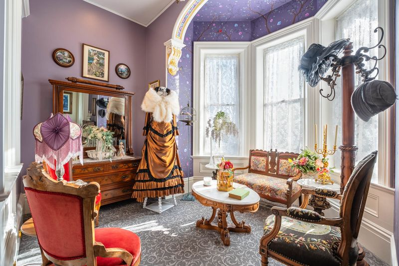 Nevada's 1876 Rinckel Mansion Shines With Gold And Hand-Painted Splendor - Decor Hint Hand-Painted Murals And Gold Accents