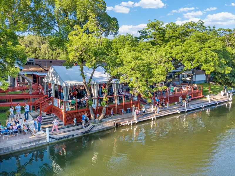10 Best Barbecue Restaurants In Naperville, Illinois To Try - Decor Hint County Line BBQ