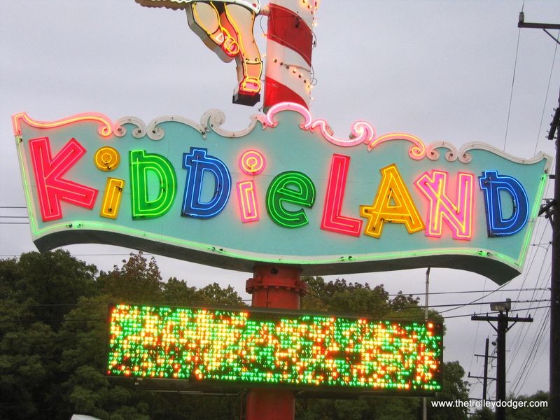 23 Abandoned Amusement Parks In Illinois That Once Brought Joy To Thousands - Decor Hint Kiddieland Amusement Park - Melrose Park