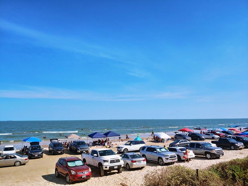 11 Texas Coastal Towns Overrun By Tourists, According To Locals - Decor Hint Surfside Beach