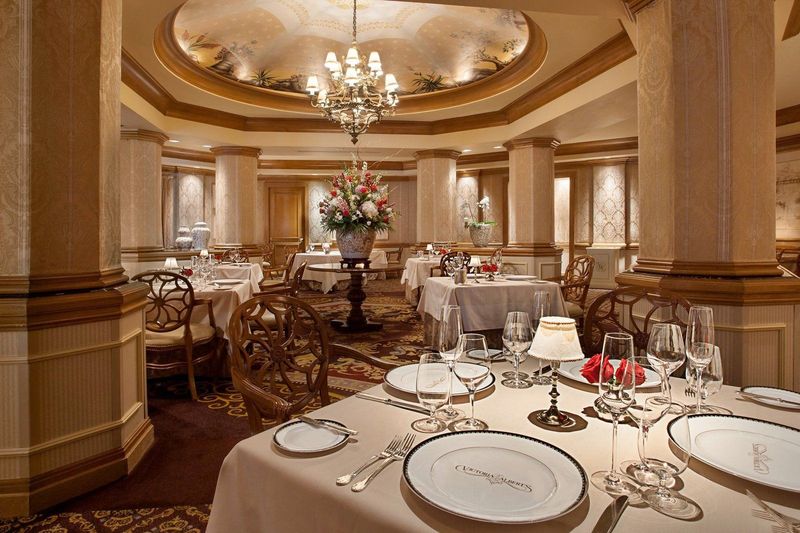 Romantic Orlando Restaurants Perfect For A Cozy Winter Date - Decor Hint Victoria & Albert's