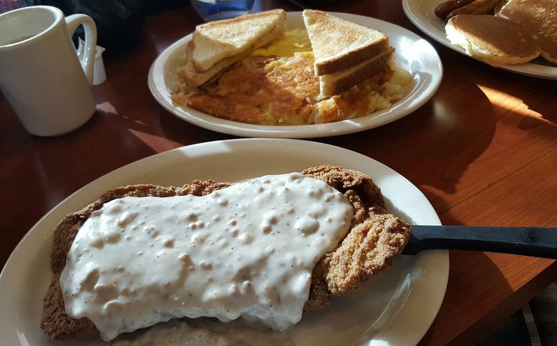 18 Pennsylvania Chicken-Fried Steaks Made The Old-Fashioned Way - Decor Hint Park City Diner - Lancaster