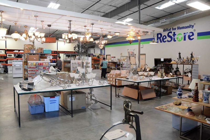 The Best Thrift And Antique Shops In Texas For Treasure Hunters - Decor Hint Habitat For Humanity ReStores, Various Locations