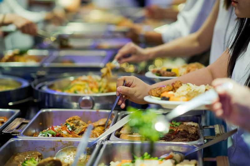10 Can't-Miss Buffets In Illinois For Endless Plates - Decor Hint Feast Buffet – Springfield