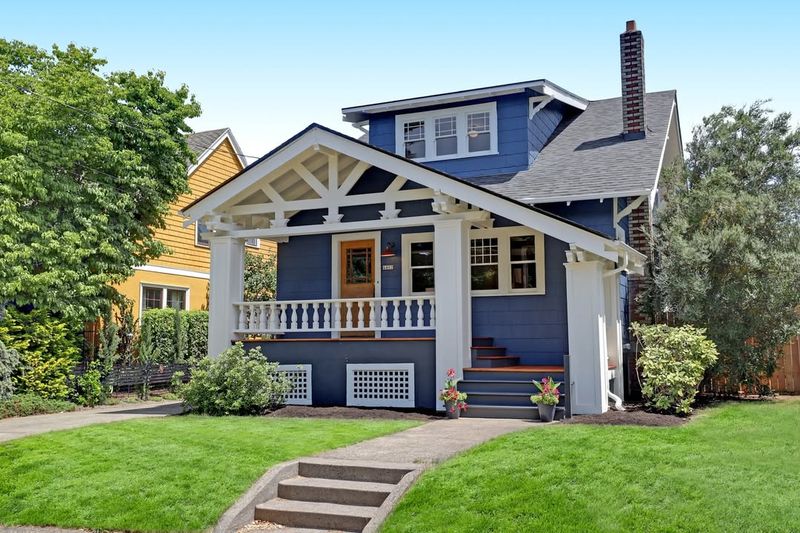 Timeless Appeal: Craftsman Bungalow Beauties