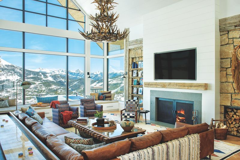 The Worn Leather Armchairs In Montana Homes That Locals Swear Never Go Out Of Style - Decor Hint Modern Mountain Lodge With Sleek Leather Seating