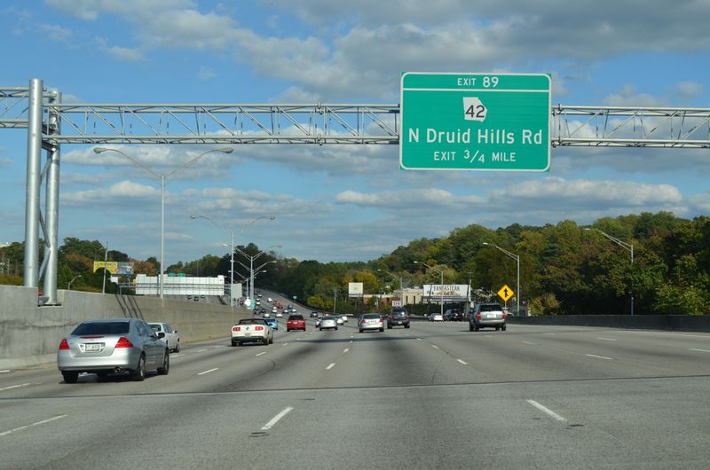 A Georgia Suburb That's A Hidden Retirement Haven With Tree-Lined Streets And History - Decor Hint Transportation Access To Atlanta And The Airport