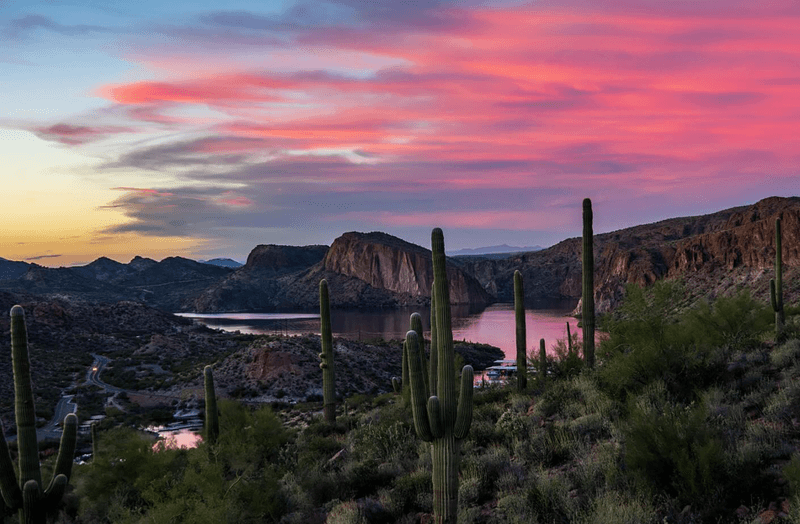 12 Beautiful Lakes Near Phoenix That Locals Hope Tourists Never Discover - Decor Hint Canyon Lake