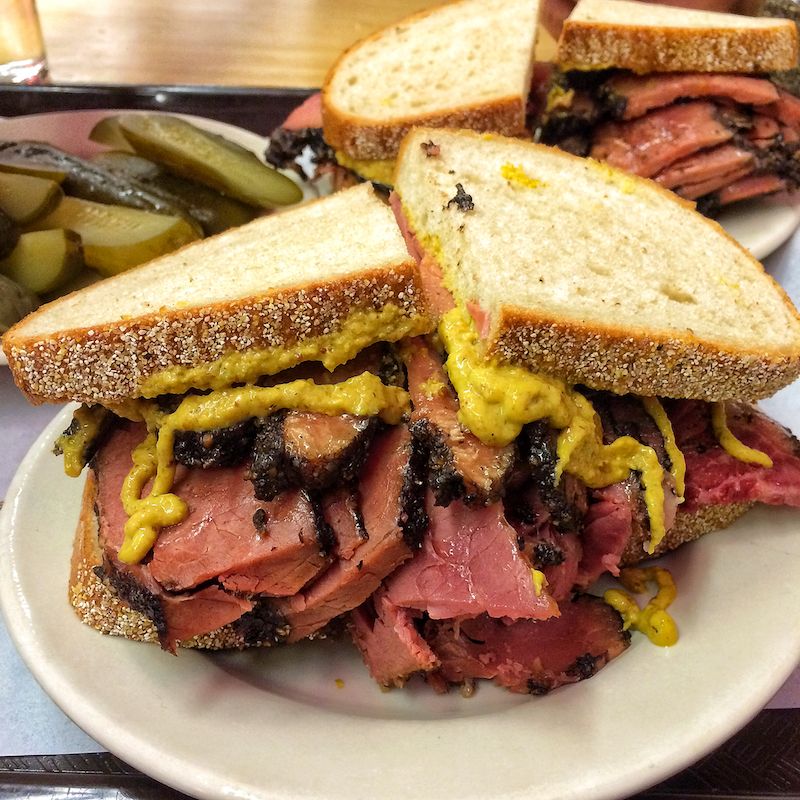 16 New York Food Spots Only Locals Rave About - Decor Hint Katz's Delicatessen
