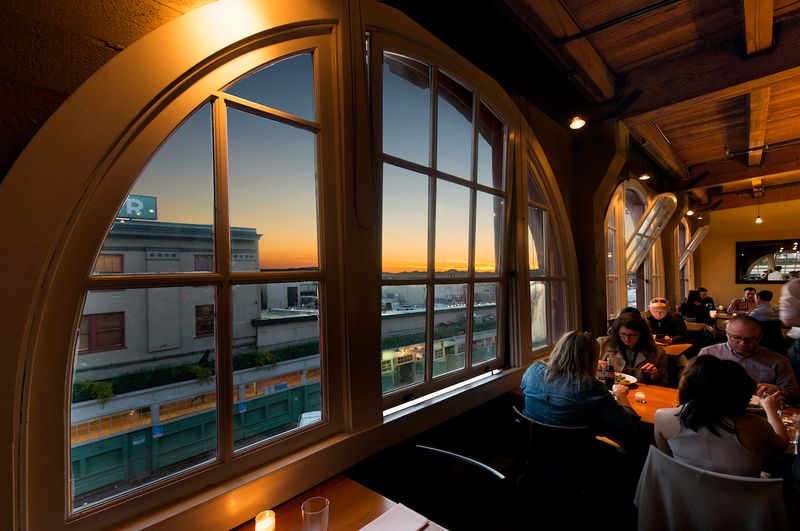 18 Must-Try Washington Restaurants Locals Can't Stop Recommending - Decor Hint Matt's in the Market