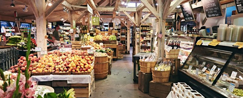 Vermont Grocery Stores Known For Fresh Pumpkins And Fall Produce - Decor Hint Woodstock Farmers' Market - Woodstock