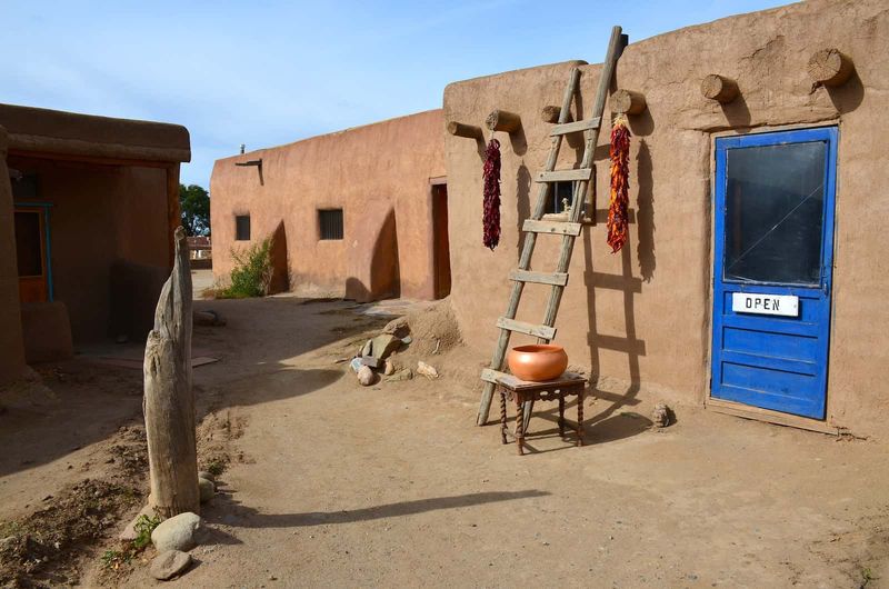 14 New Mexico Tourist Traps That Locals Avoid Like The Plague (But Visitors Can't Resist) - Decor Hint Taos Pueblo Gift Shop