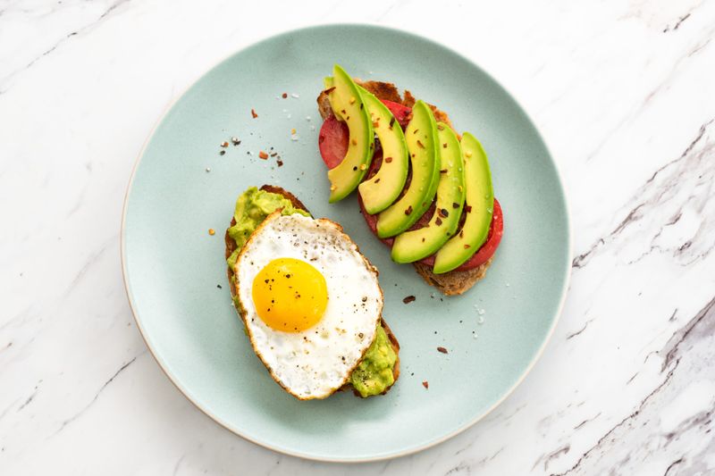 10 Foods New York Perfected And 10 California Redefined - Decor Hint Avocado Toast