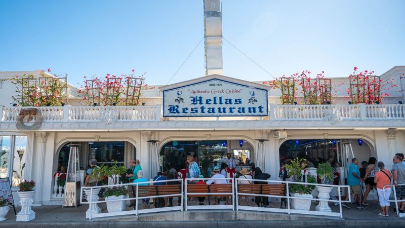 Greek Restaurants In Florida Serving Real Mediterranean Comfort Food - Decor Hint Helen's Restaurant - Tarpon Springs