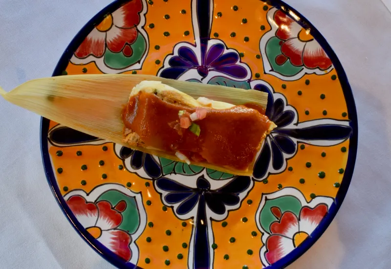 18 New Mexico Mexican Restaurants Known For Unforgettable Salsa - Decor Hint Tres Colores Restaurant - Santa Fe