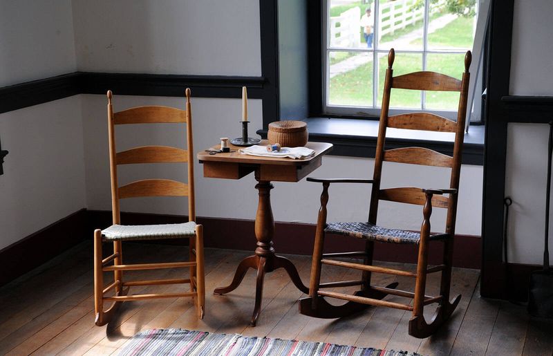 13 Iconic Furniture Styles In Washington Making A Modern Return - Decor Hint Shaker