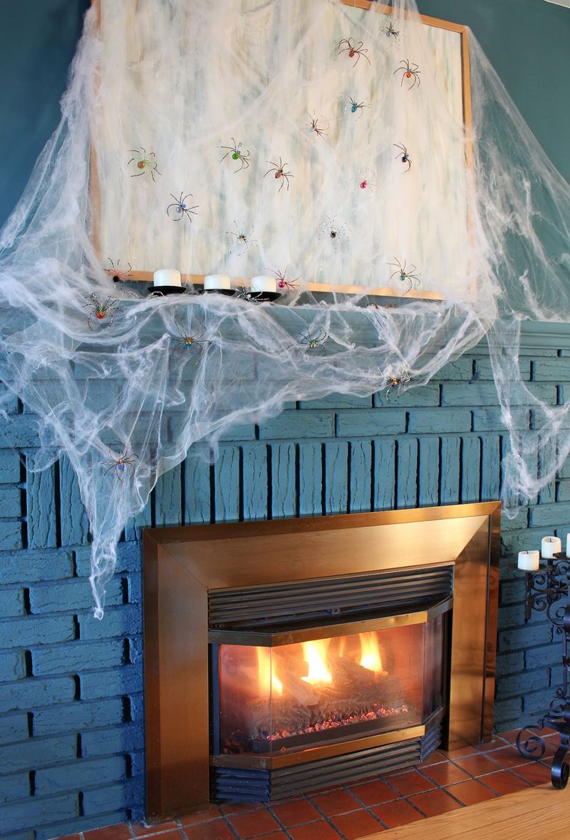 Halloween Decorations California Designers Say You Should Avoid - Decor Hint Fake Cobwebs Everywhere