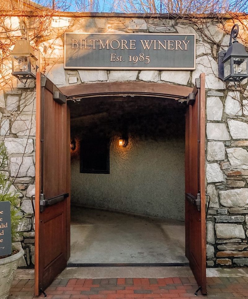 A North Carolina Location Earns Recognition As A Top Honeymoon Choice - Decor Hint Beverage Tasting Experiences
