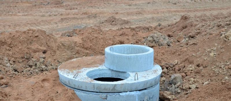 DIY Projects That Are Surprisingly Illegal In Some States, From California To Ohio - Decor Hint Installing A Septic System